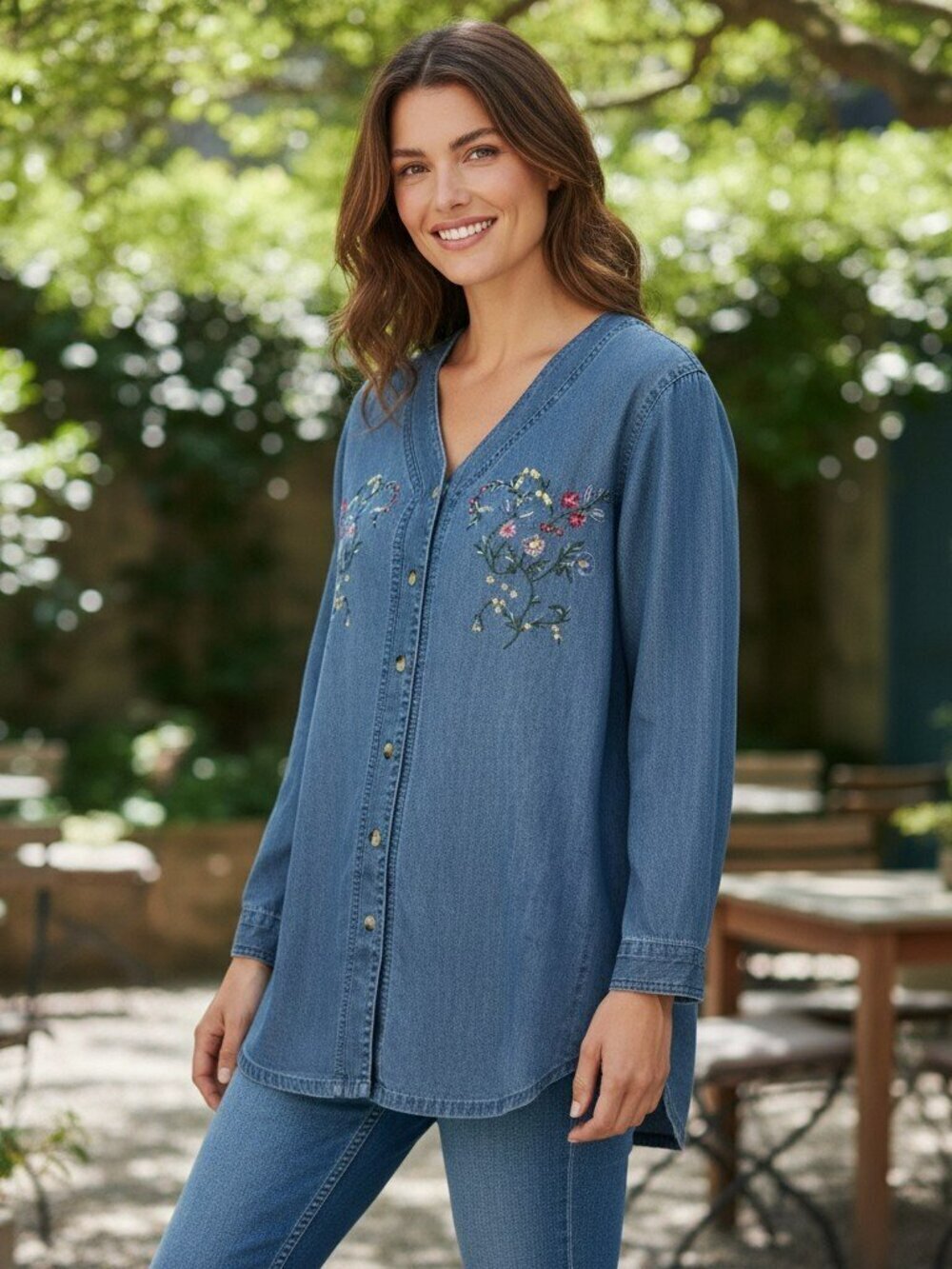 Mississippi River Blues Denim Shirt Womens Medium Embroidered Flowers Vintage M